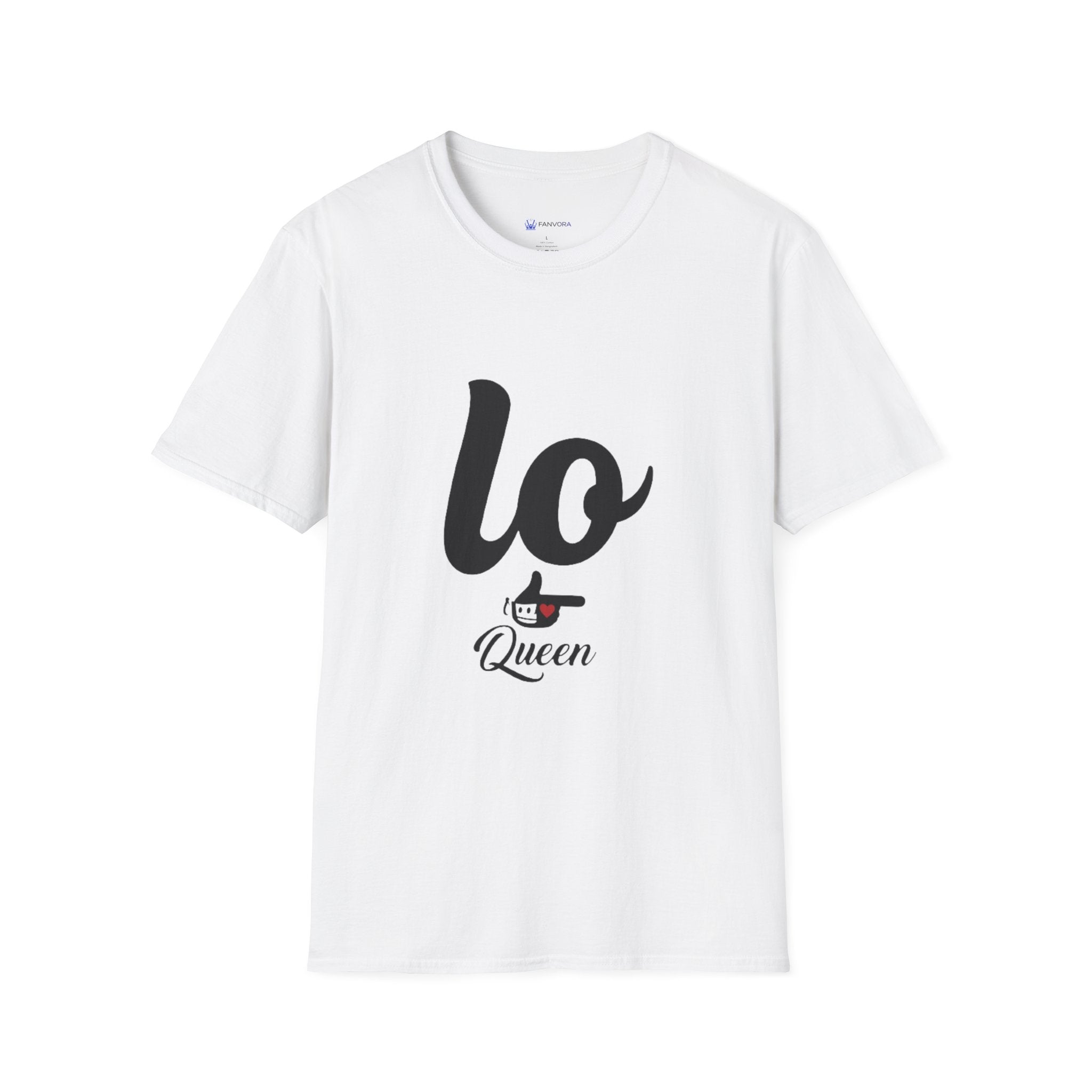 T-Shirt — 'Lo Queen' Playful Script Tee for Cat Lovers
