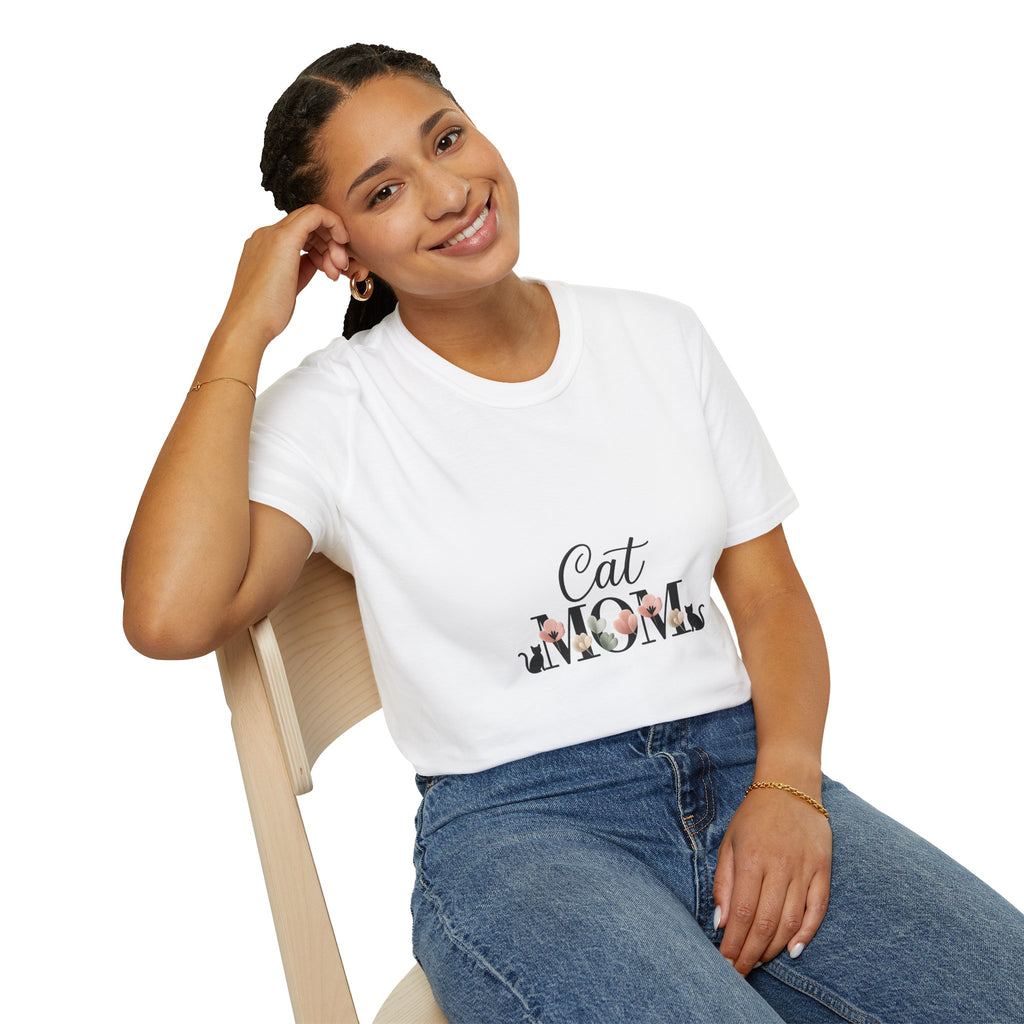 Cat Mom T-Shirt – Floral Script Cat Mom Tee, Cute Casual Gift for Cat Lovers