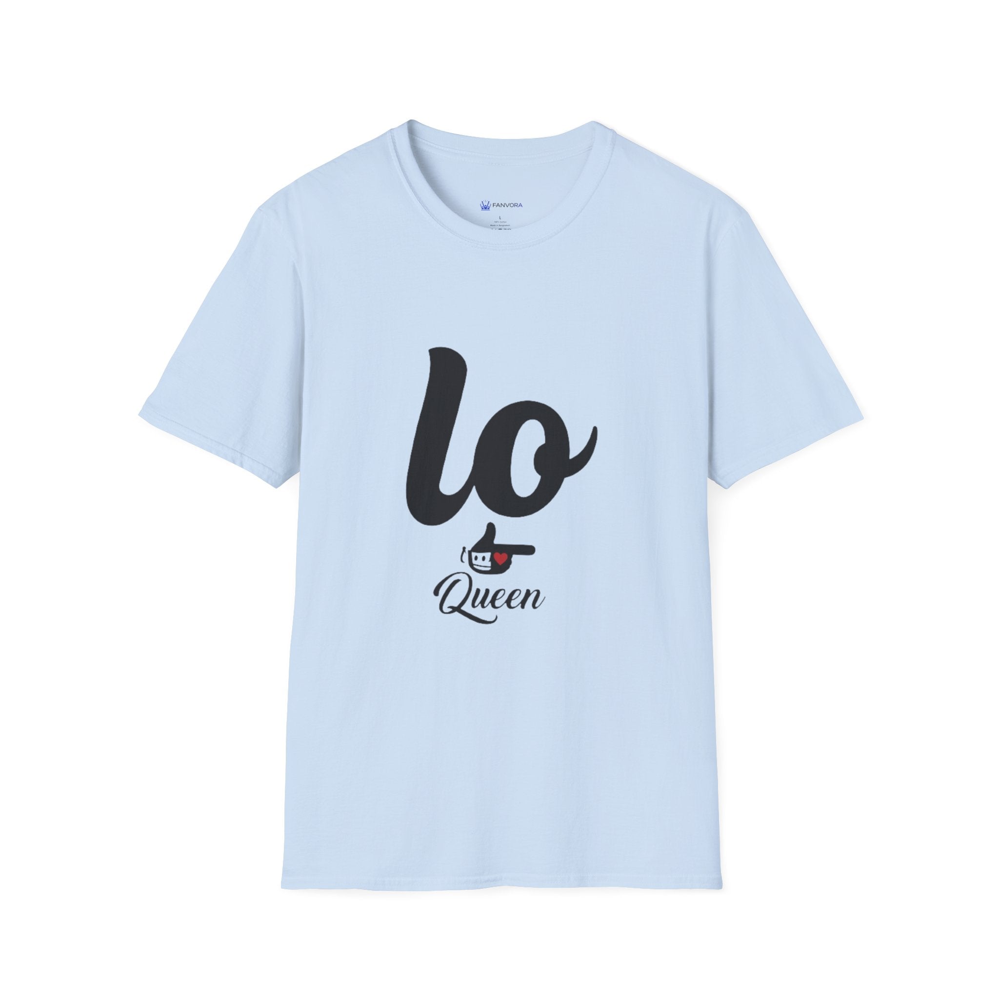 T-Shirt — 'Lo Queen' Playful Script Tee for Cat Lovers