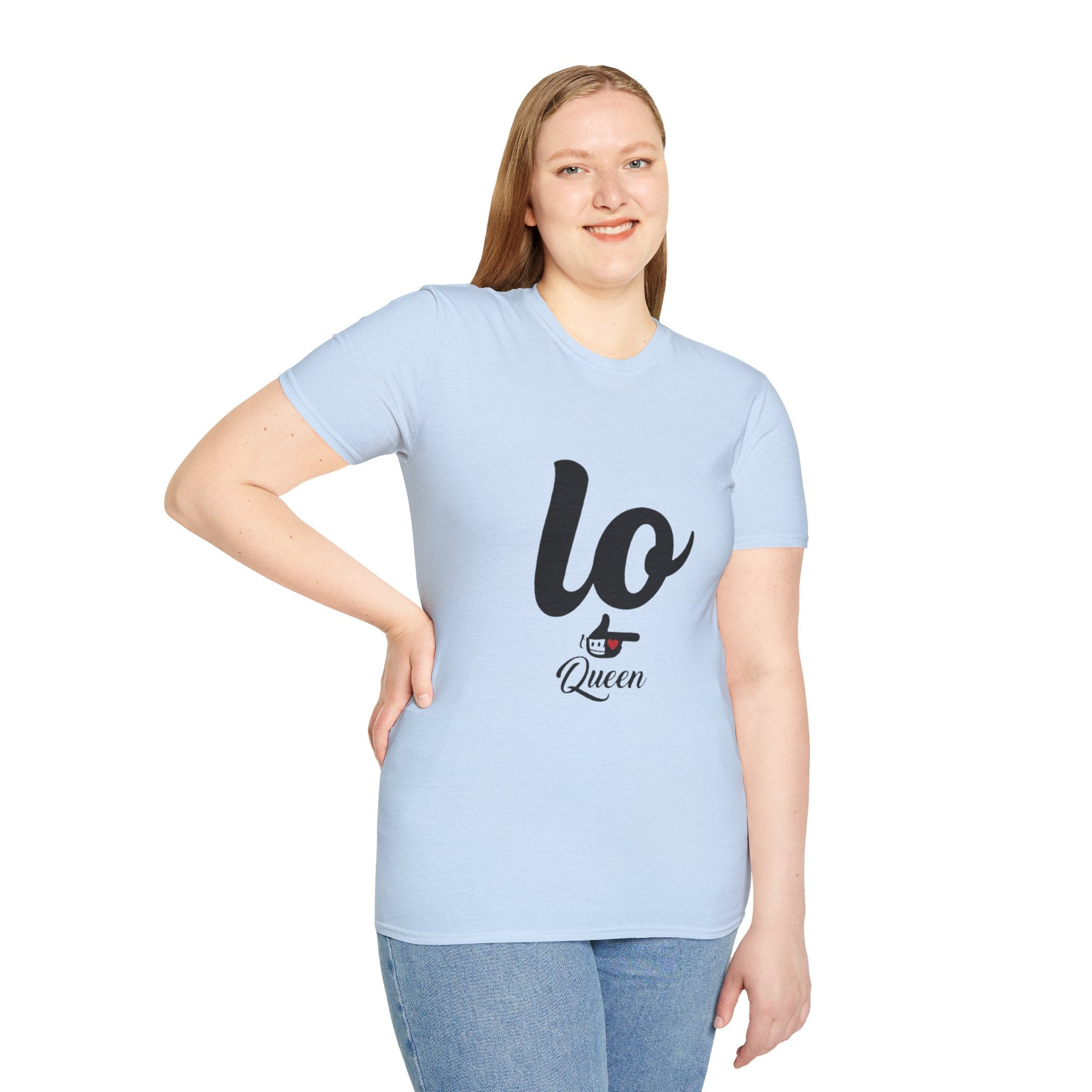 T-Shirt — 'Lo Queen' Playful Script Tee for Cat Lovers