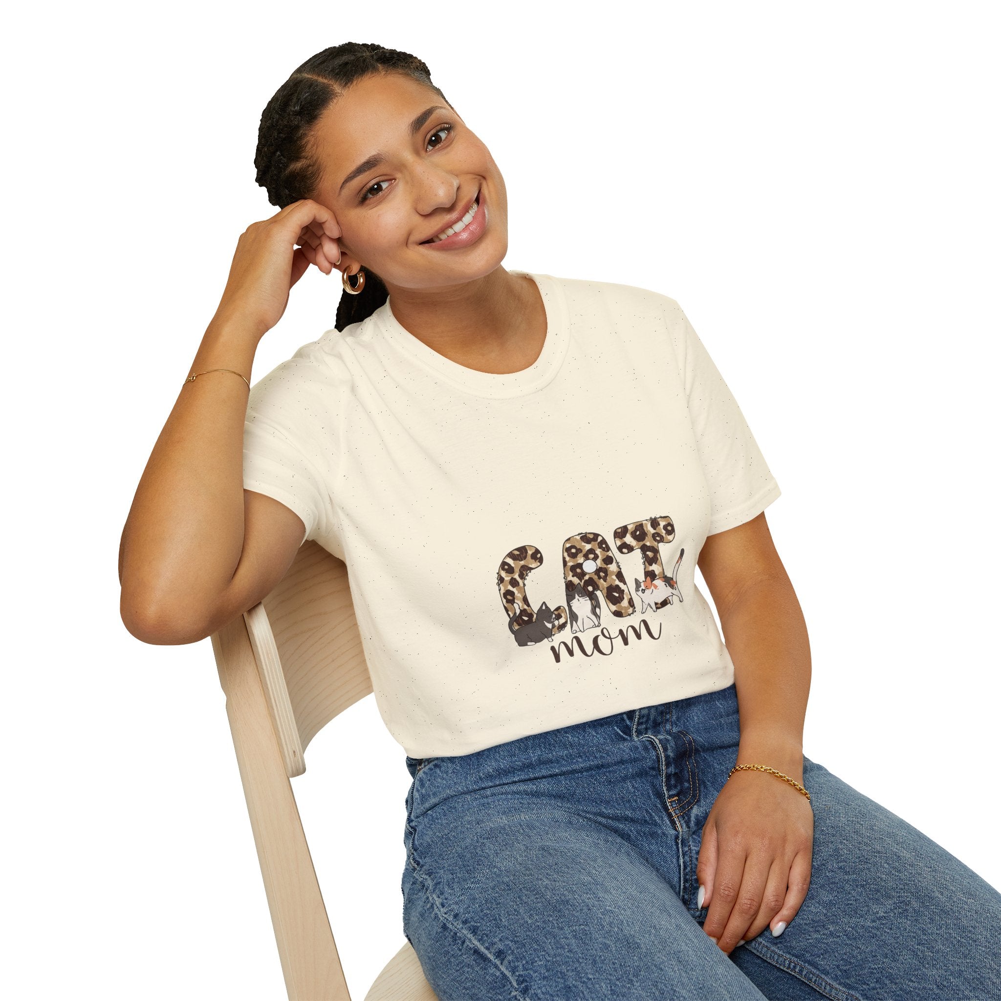 Cat Mom Leopard Print T-Shirt — Cute Graphic Tee for Cat Lovers