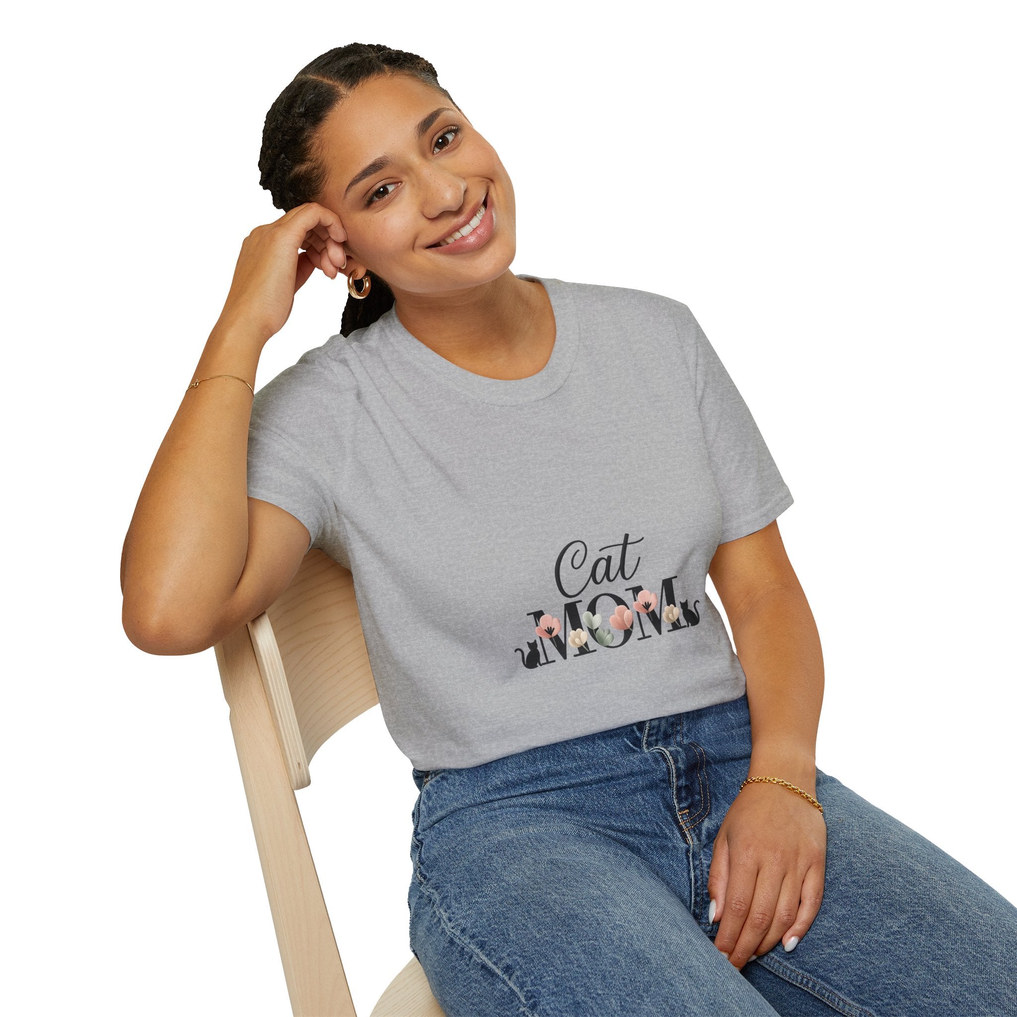 Cat Mom T-Shirt – Floral Script Cat Mom Tee, Cute Casual Gift for Cat Lovers