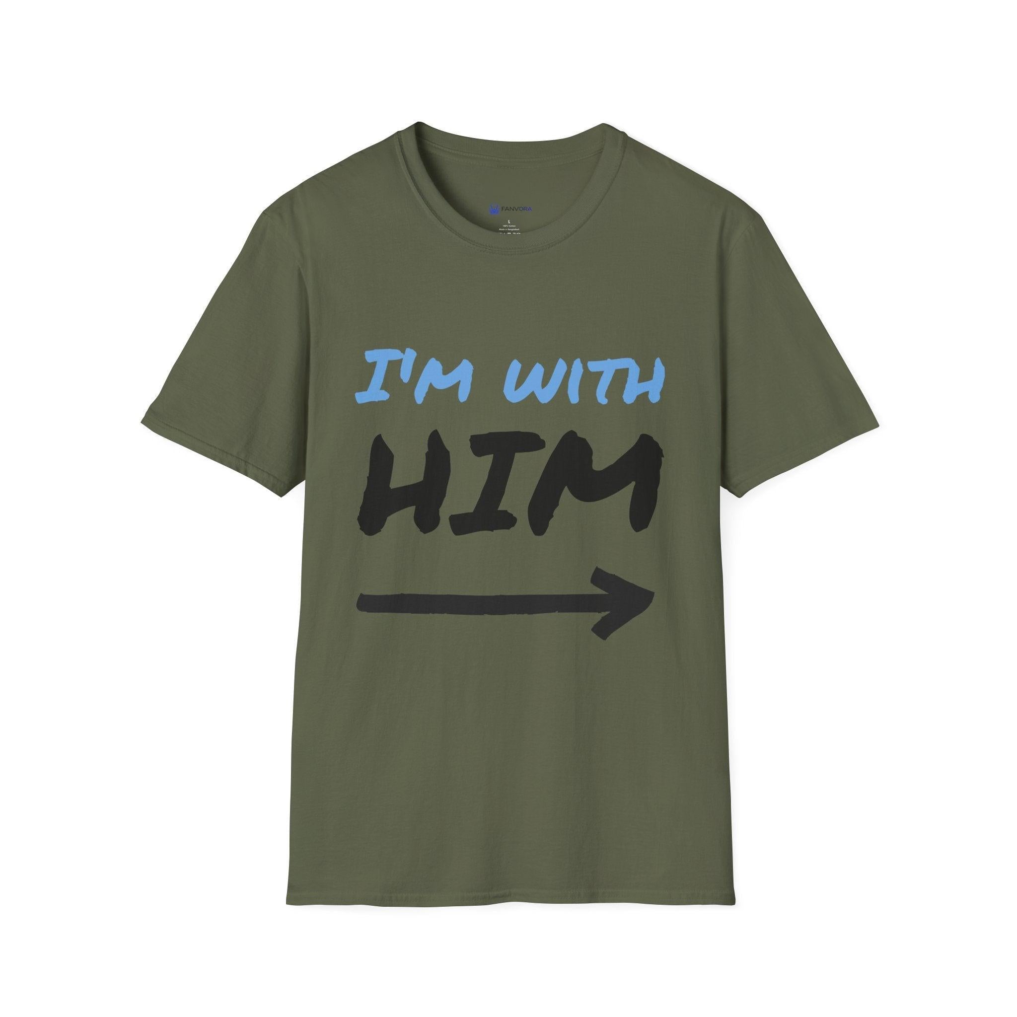 Arrow pointing couple graphic t-shirt