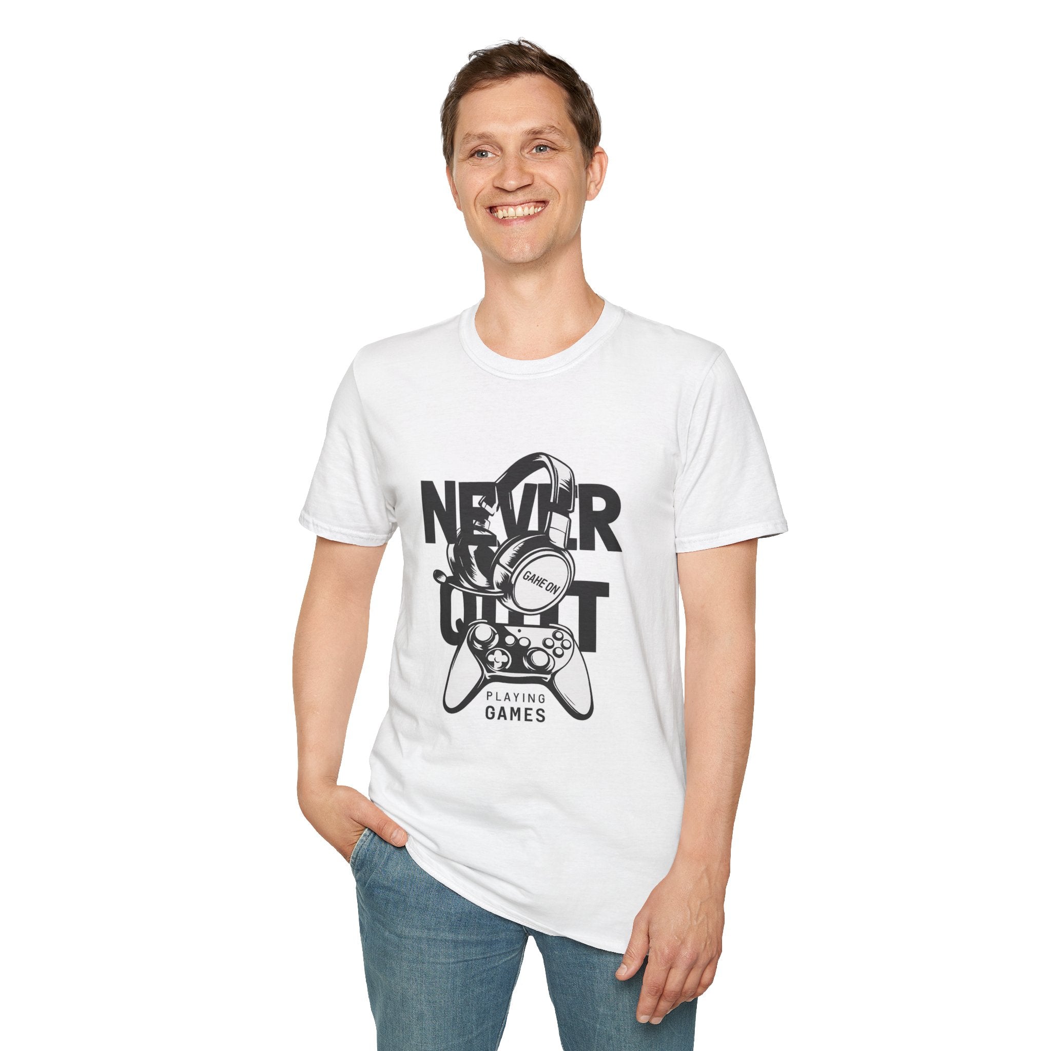 Gamer 'Never Quit' T-Shirt — Headphones & Controller Retro Gaming Tee